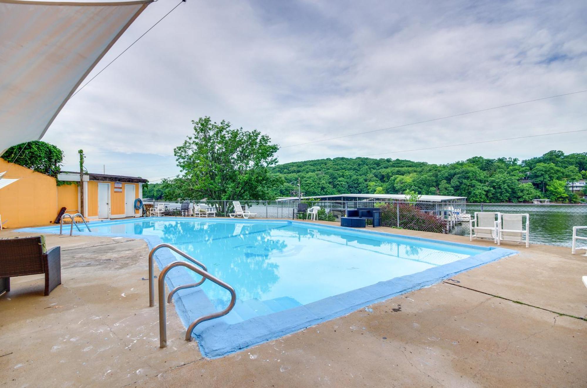 Cozy Lake Ozark Condo Rental With Grill, Pool Access Экстерьер фото