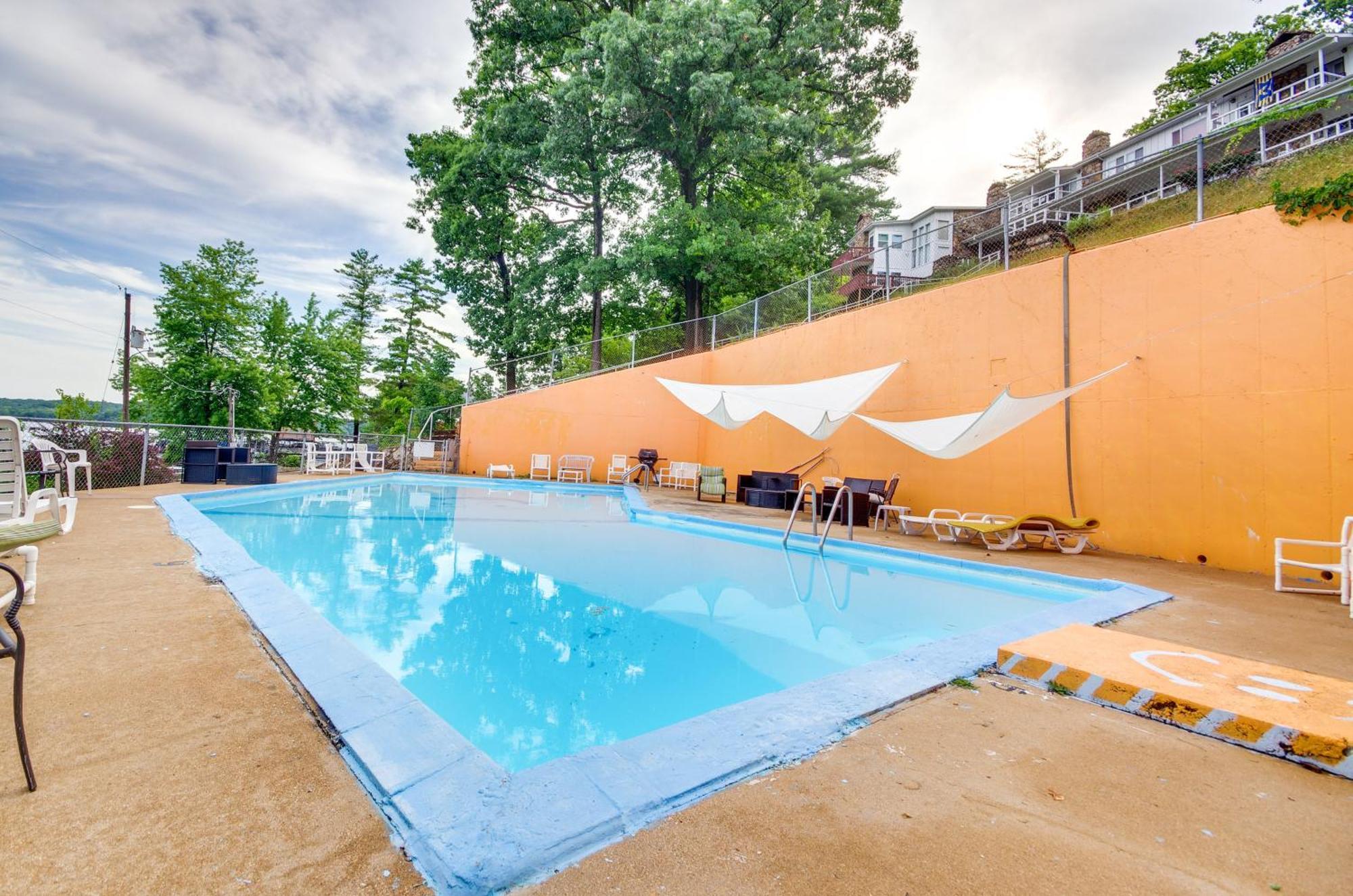 Cozy Lake Ozark Condo Rental With Grill, Pool Access Экстерьер фото